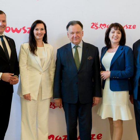 Zarząd województwa mazowieckiego z absolutorium