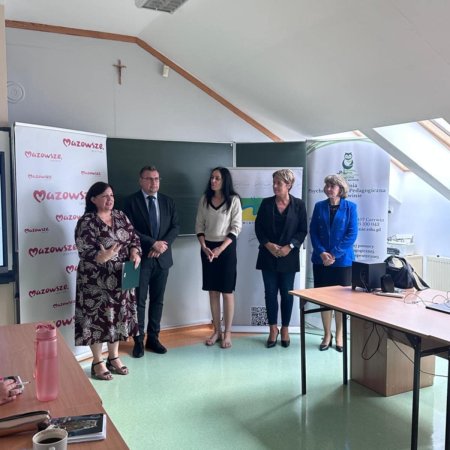 Nowe kompentecje dla psychologów. Powiat ostrołęcki inwestuje w zdrowie psychiczne młodzieży [ZDJĘCIA]