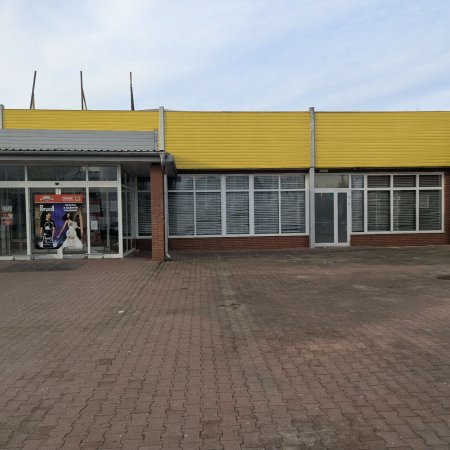 Dlaczego zamknięto Biedronkę przy dworcu? 