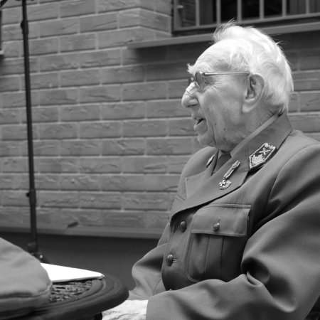 Zmarł ppor. Jan Olech