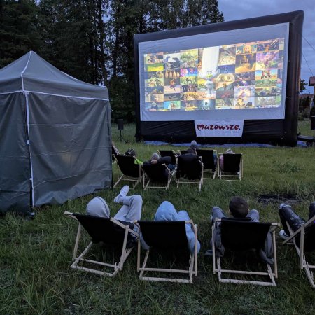 Letnie Kino Plenerowe na Łazku: Deszcz nie pokonał fanów "Trolli" [ZDJĘCIA]