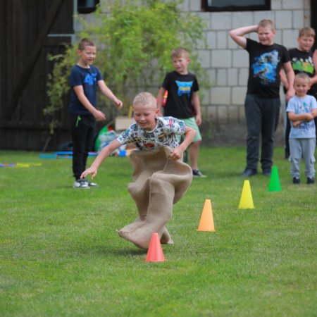 Rodzinny Piknik w Przytułach Nowych – święto wspólnoty i dobrej zabawy ZDJĘCIA]