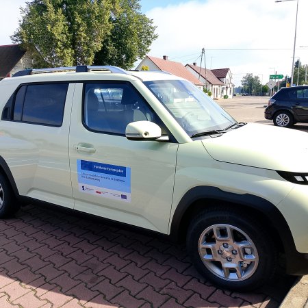 Baranowo jeździ na prąd. Nowy Hyundai Inster w ramach "Mazowsza bez smogu"