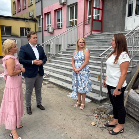 Mazowiecka Kurator Oświaty odwiedziła Ostrołękę. Zachwyciła się tą inwestycją