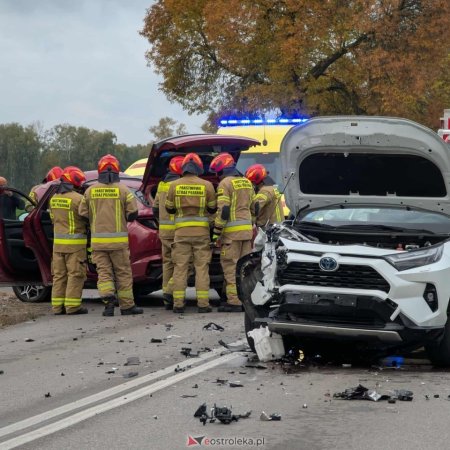 Poważny wypadek przy wjeździe do Ostrołęki [WIDEO, ZDJĘCIA]