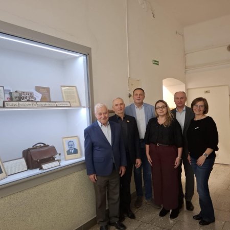 Niesamowita pamiątka w murach Metalówki znalazła miejsce w gablocie