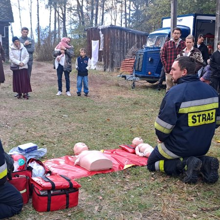 "Wielkie Serca – pomocne dłonie" w Brzozówce. Mieszkańcy budowali odporność na kryzysy [ZDJĘCIA]