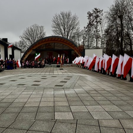 Uroczyste obchody Narodowego Święta Niepodległości w Troszynie [ZDJĘCIA]