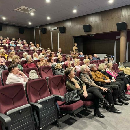 Uczyli seniorów jak wzmocnić odporność