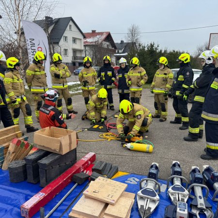 Strażacy z Olszewa-Borek doskonalili umiejętności. Cenne szkolenie [ZDJĘCIA]