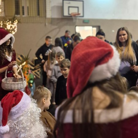Mikołajkowe Kino w Czerwinie: Magia świąt, Renifer Niko i wizyta Świętego Mikołaja [ZDJĘCIA]