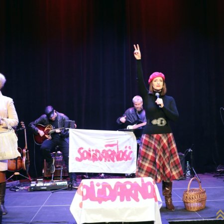 Wzruszające widowisko "W kolejce po wolność" w MŻW [ZDJĘCIA]