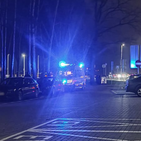 Ostrołęka: Dwie identyczne stłuczki na jednym rondzie. Sypnęło mandatami [ZDJĘCIA]