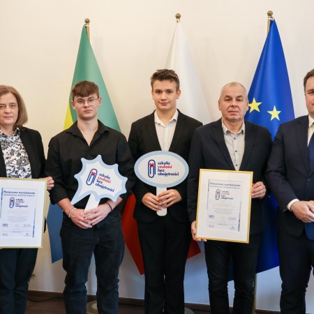 Ostrołęckie szkoły docenione za empatię i wrażliwość