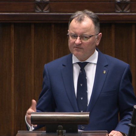 Poseł Czartoryski w Sejmie: "Polacy chcą widzieć swoich żołnierzy, sprzęt" [WIDEO]