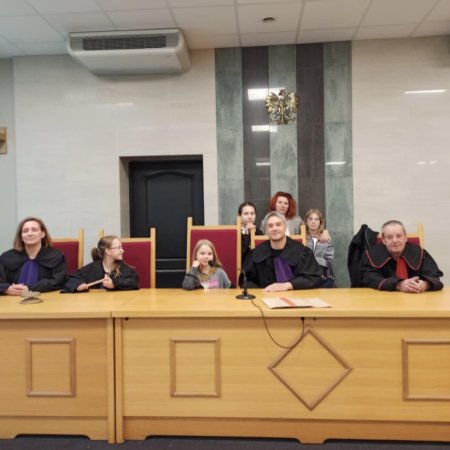Otwarte drzwi wymiaru sprawiedliwości. Sąd Okręgowy w Ostrołęce w akcji „Noc Otwartych Sądów"