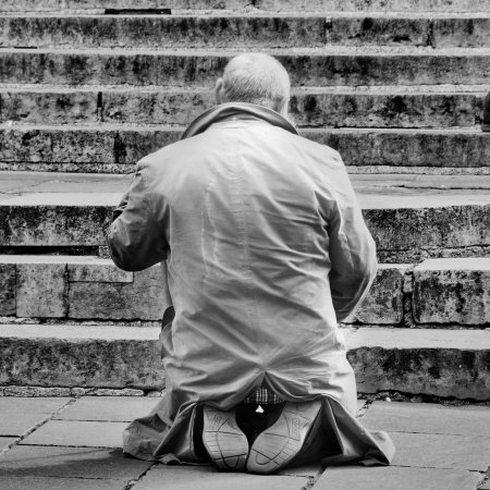 Noclegownia apeluje o pomoc dla osób bezdomnych. "Nie przechodźcie obojętnie"