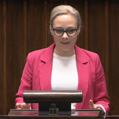 Posłanka z Ostrołęki apeluje o samobadanie piersi. "To może uratować życie" [WIDEO]