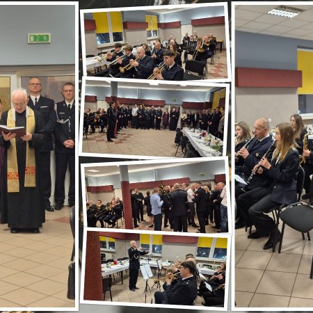 Strażacka Wigilia w Ostrołęce. Wspólny stół i życzenia bezpiecznych powrotów z akcji [ZDJĘCIA]