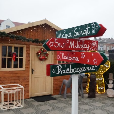Jarmark Bożonarodzeniowy w Ostrołęce! Magia świąt opanowała miasto! [ZDJĘCIA, WIDEO]