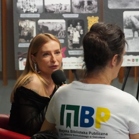 Noc bibliotek 2025: ogromny sukces Miejskiej Biblioteki Publicznej w Ostrołęce! [ZDJĘCIA]