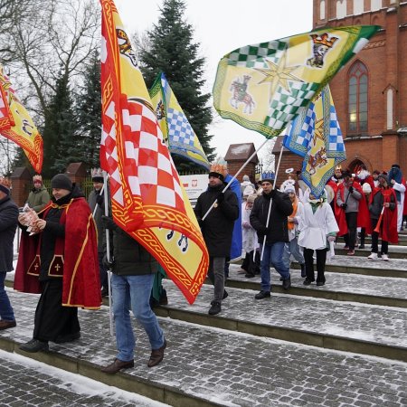 Barwny Orszak Trzech Króli ponownie przeszedł w Baranowie [WIDEO, ZDJĘCIA]