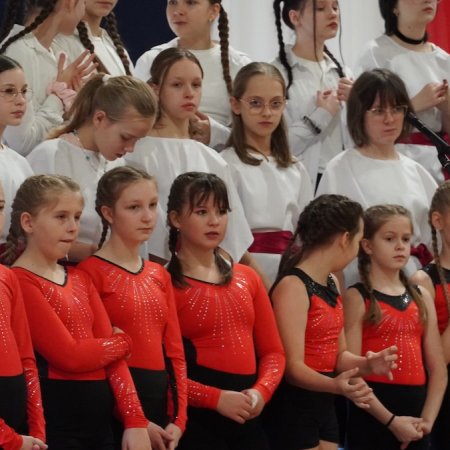 Dzień Patrona w SP 6. Święto Orła Białego i... wielka niespodzianka dla uczniów! [ZDJĘCIA, WIDEO]