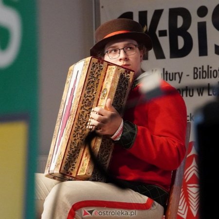 Kurpiowskie Granie w Lelisie. Harmoniści i skrzypkowie na scenie! [WIDEO, ZDJĘCIA]