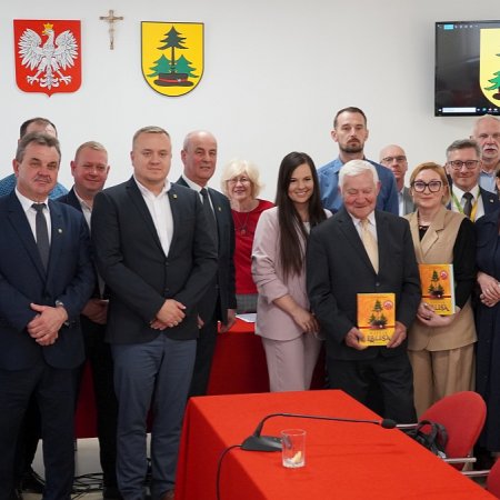 Dzień Samorządowca w Gminie Lelis połączony z promocją monografii "Dzieje Lelisa i okolic" [ZDJĘCIA, WIDEO]