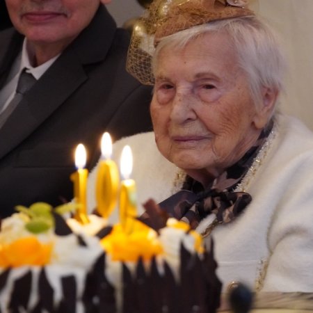 Setne urodziny pani Karoliny! Wzruszający jubileusz w Ostrołęce [ZDJĘCIA, WIDEO]