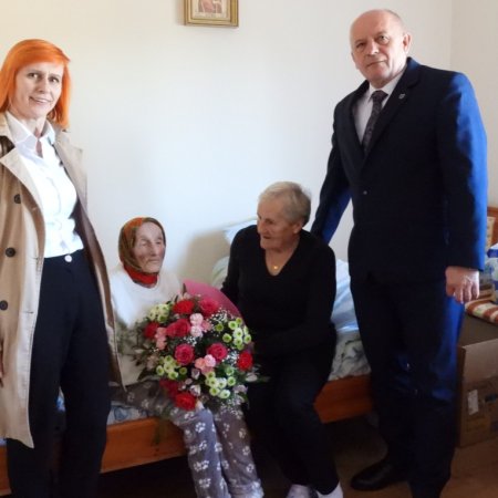 108 lat. Mieszkanka gminy Łyse jest jedną z najstarszych osób w Polsce [ZDJĘCIA]