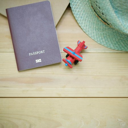 Bezpieczeństwo za granicą – jak dbać o siebie i swoje dokumenty?