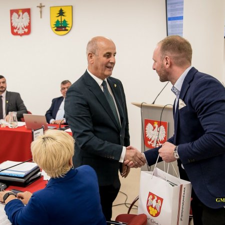 Wójt gminy Lelis z wotum zaufania i absolutorium [ZDJĘCIA]