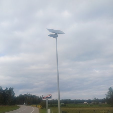 Eko-inwestycja w Gminie Kadzidło: nowe lampy solarne oświetlają Gminę [ZDJĘCIA]