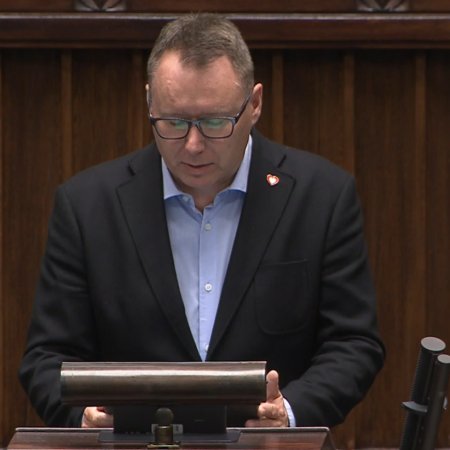 Nowe przepisy drogowe? Popielarz: "Widzimy rosnącą liczbę wypadków" [WIDEO]