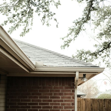 Jakie cechy powinna mieć dobra podbitka dachowa?