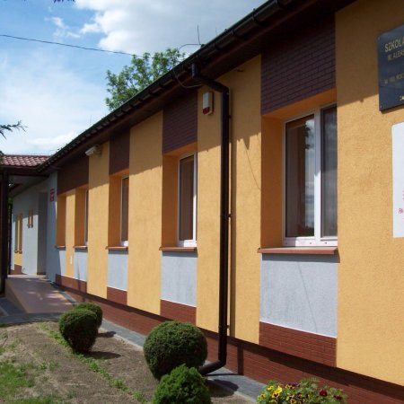 Trzy jubileusze w jednym dniu. Szkoła Podstawowa w Zawadach świętuje ważne rocznice