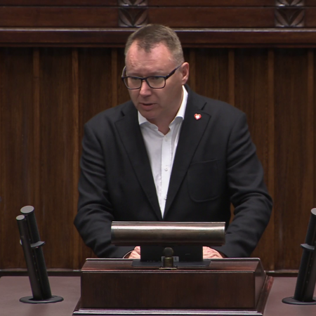 Poseł Popielarz: brak rozliczenia ws. elektrowni w Ostrołęce [WIDEO]