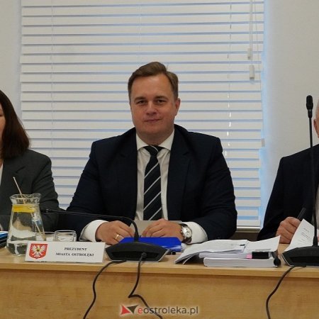 Kto najbogatszy w ratuszu? Sprawdziliśmy oświadczenia majątkowe władz Ostrołęki