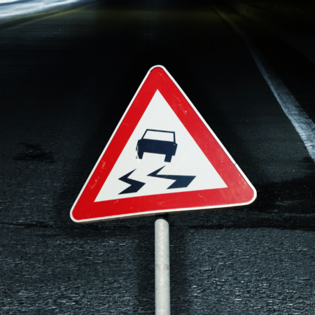 Poważne ostrzeżenie dla kierowców. To będzie trudny poranek