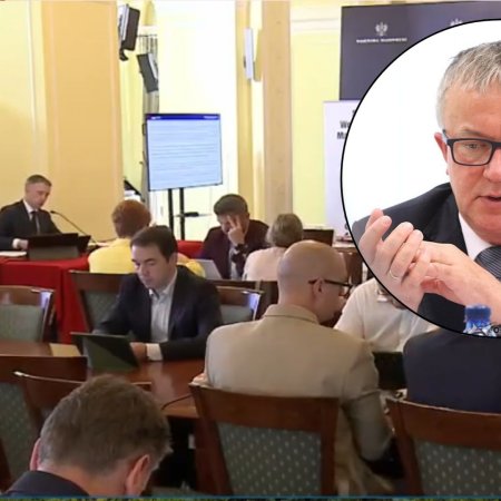 Milion złotych na sport dla miasta i gmin z powiatu ostrołęckiego. Zaskakująca postawa radnego sejmiku z Ostrołęki