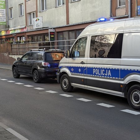 Samochód uderzył w pieszego. Wypadek na skrzyżowaniu Kilińskiego i Placu Bema [ZDJĘCIA]