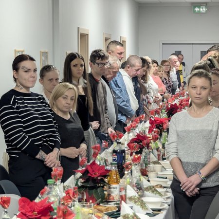 Wigilia w Spółdzielni Socjalnej „SPA” w Ostrołęce. Wyjątkowe spotkanie pełne planów i życzeń [WIDEO, ZDJĘCIA]