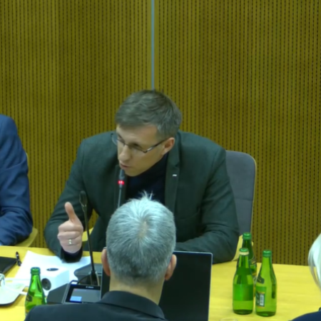 Poseł Grabowski upomniał się o seniorów. "Warto żeby z ministerstwa otrzymali coś godnego"