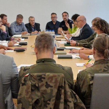 Powiat ostrołęcki przygotowuje się na intensywne opady. Służby w pełnej gotowości