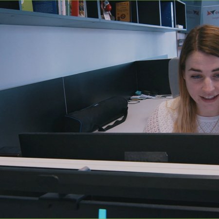 Wyjątkowy prezent od Radia OKO. Mieszkańcy Ostrołęki i regionu w teledysku "Dzień jeden w roku" [WIDEO]