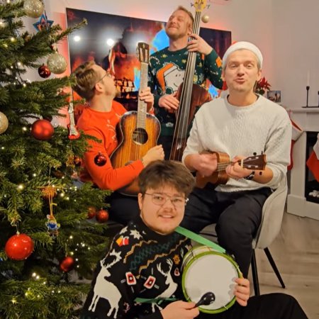 Kurpiowska kolęda w wyjątkowej aranżacji. ZOBACZ WIDEO