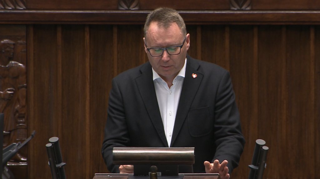 Mariusz Popielarz o uproszczeniu prawa budowlanego. "Mniej biurokracji, szybsze decyzje" [WIDEO]