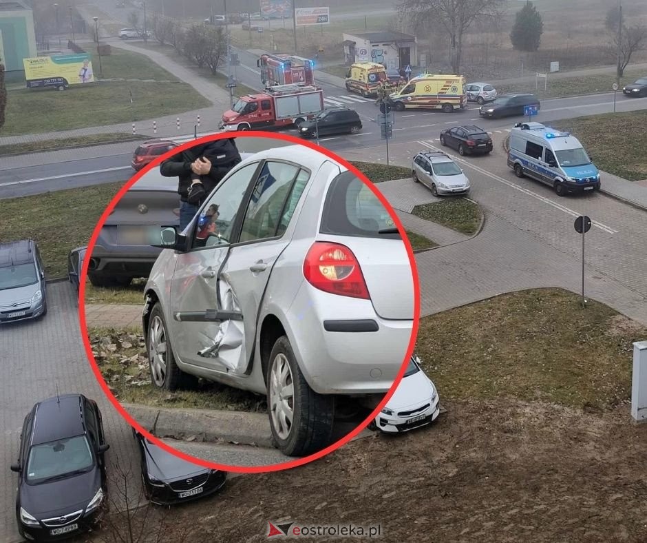 PILNE: Wypadek na Alei Jana Pawła II. Zderzenie trzech pojazdów i utrudnienia w ruchu [ ZDJĘCIA]