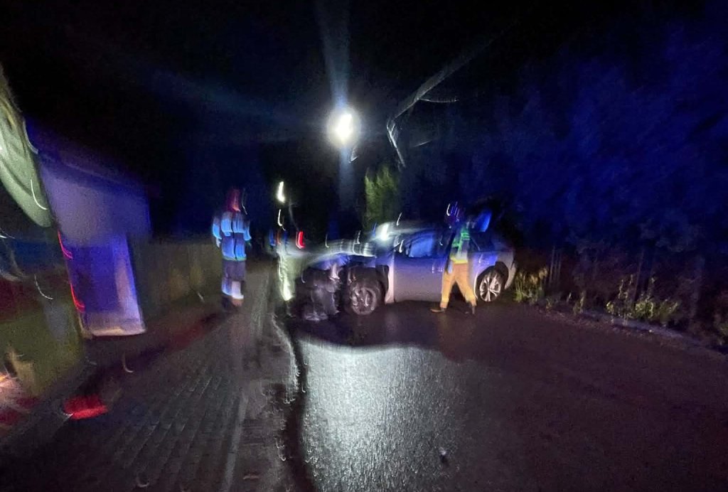 Wypadek w Myszyńcu Starym! Uszkodzona linia energetyczna [ZDJĘCIA]